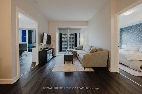 Photo 12 at 707 - 100 Eagle Rock Way, Maple, Vaughan