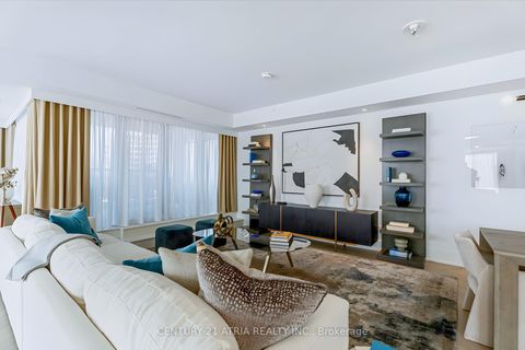 Photo 2 at 810 - 455 Wellington Street W, Waterfront Communities C1, Toronto