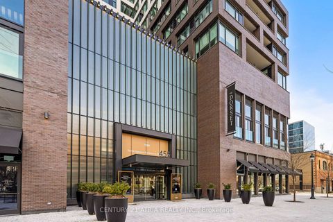Photo 31 at 810 - 455 Wellington Street W, Waterfront Communities C1, Toronto