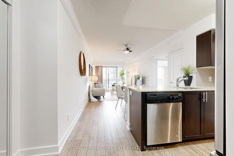 Photo 3 at 529 - 2 Eva Road, Etobicoke West Mall, Toronto