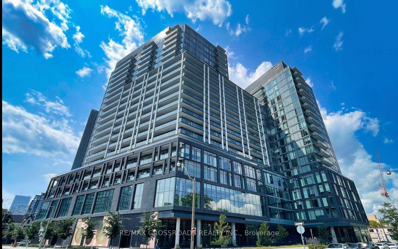1318 - 50 Power Street, Moss Park, Toronto by Loree Meneguzzi Real Estate 1318 - 50 Power Street, Moss Park, Toronto