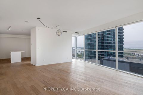 Photo 3 at 2112 - 20 Bruyeres Mews, Niagara, Toronto