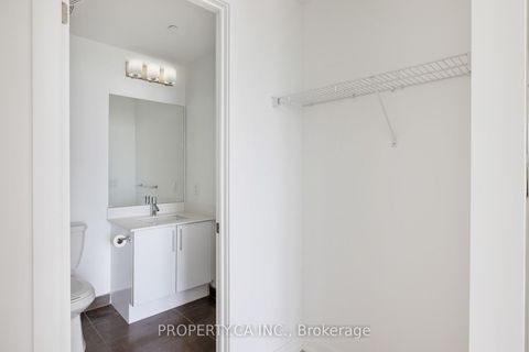 Photo 11 at 2112 - 20 Bruyeres Mews, Niagara, Toronto