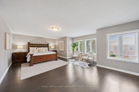 Photo 18 at 22 Theobalds Circle, Mill Pond, Richmond Hill