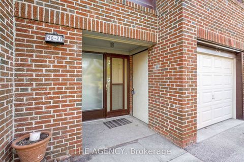 Photo 2 at 21 - 90 Castlebury Crescent, Steeles, Toronto