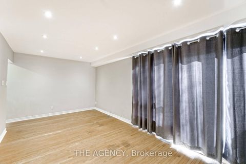 Photo 7 at 21 - 90 Castlebury Crescent, Steeles, Toronto