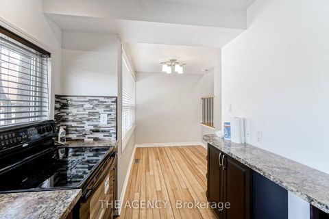 Photo 18 at 21 - 90 Castlebury Crescent, Steeles, Toronto