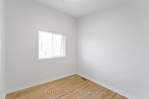 Photo 26 at 21 - 90 Castlebury Crescent, Steeles, Toronto