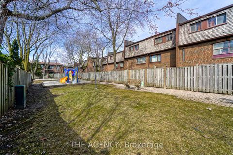 Photo 37 at 21 - 90 Castlebury Crescent, Steeles, Toronto