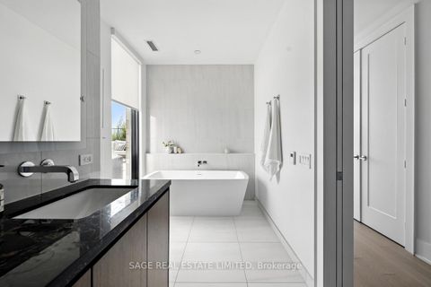 Photo 11 at 910 - 118 Merchants Wharf, Waterfront Communities C8, Toronto