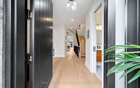 Photo 4 at 94 Prince Edward Drive S, Queensway, Toronto