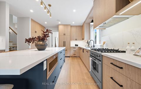 Photo 23 at 94 Prince Edward Drive S, Queensway, Toronto
