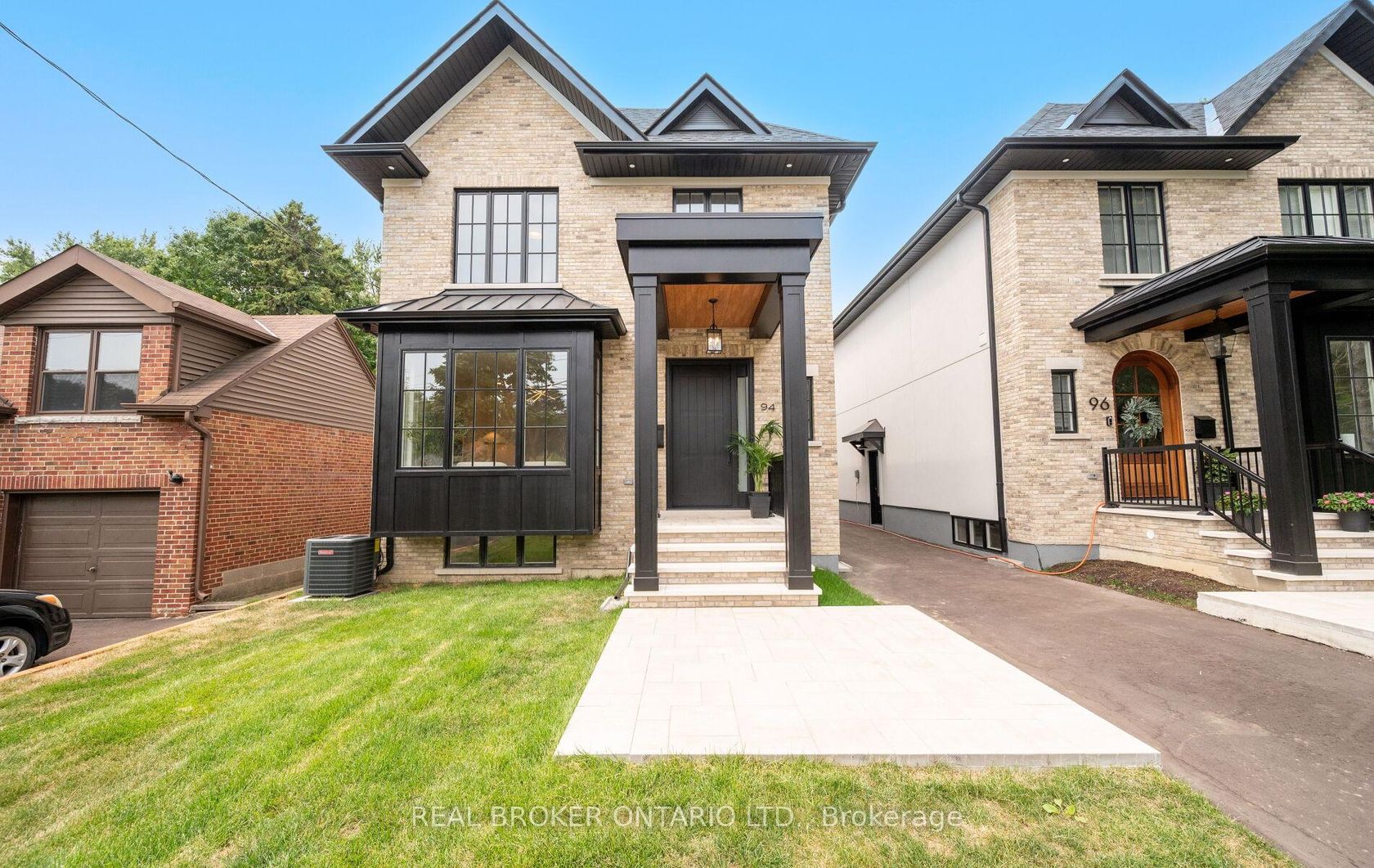94 Prince Edward Drive S, Queensway, Toronto 