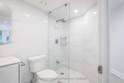 Photo 10 at 109 - 238 Doris Avenue, Willowdale East, Toronto