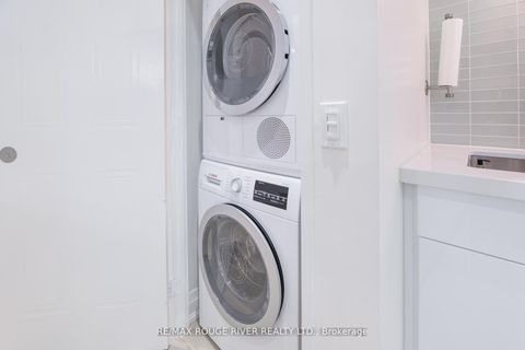 Photo 16 at 109 - 238 Doris Avenue, Willowdale East, Toronto