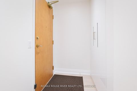 Photo 17 at 109 - 238 Doris Avenue, Willowdale East, Toronto