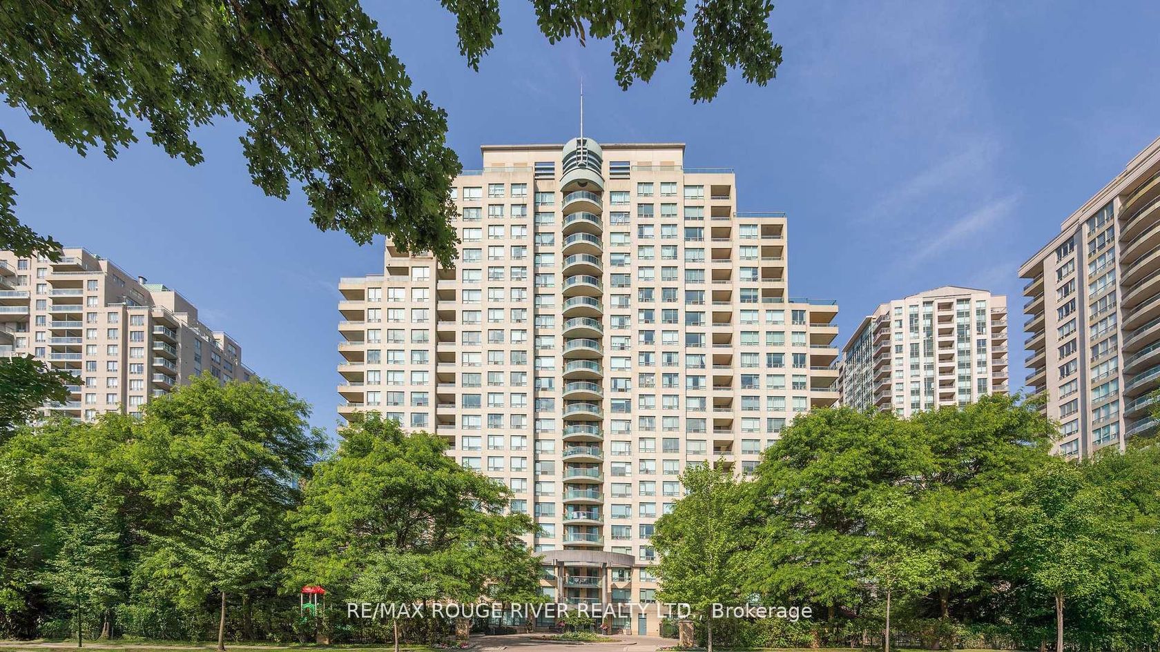 109 - 238 Doris Avenue, Willowdale East, Toronto 