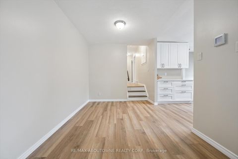 Photo 9 at 1370 Roylen Road, CP College Park, Oakville