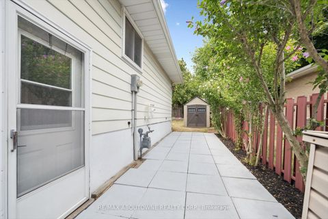 Photo 34 at 1370 Roylen Road, CP College Park, Oakville