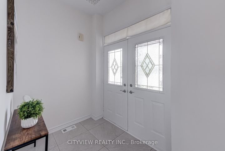 Photo 1 at 5842 Terrapark Trail, Churchill Meadows, Mississauga