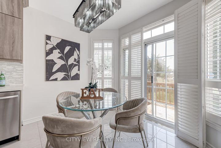 Photo 10 at 5842 Terrapark Trail, Churchill Meadows, Mississauga
