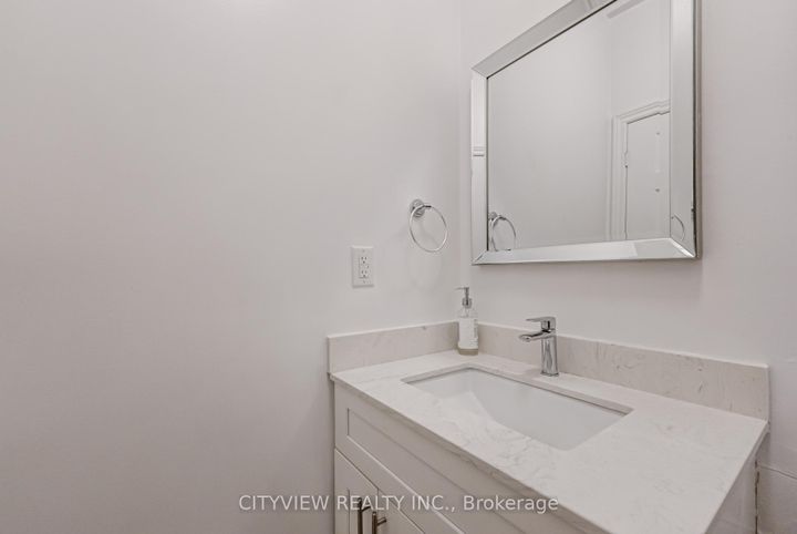 Photo 13 at 5842 Terrapark Trail, Churchill Meadows, Mississauga