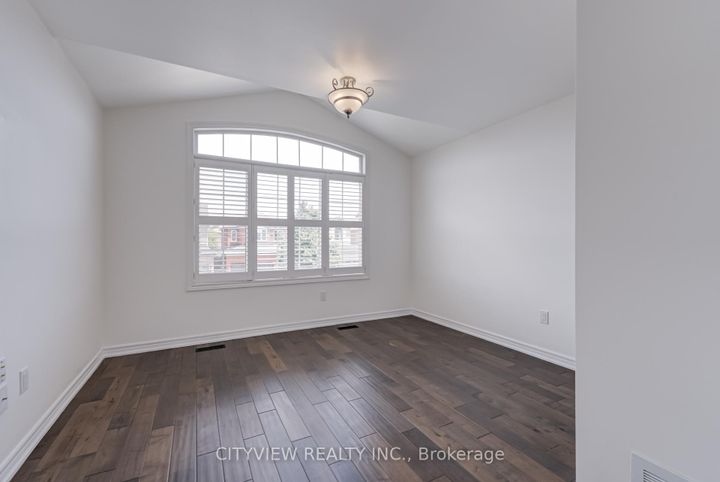 Photo 22 at 5842 Terrapark Trail, Churchill Meadows, Mississauga