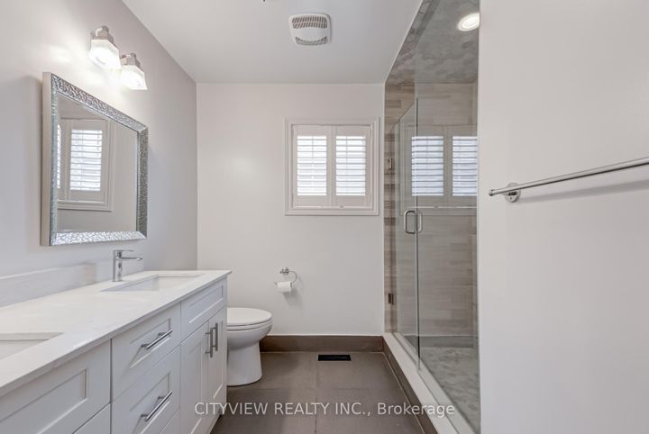 Photo 24 at 5842 Terrapark Trail, Churchill Meadows, Mississauga