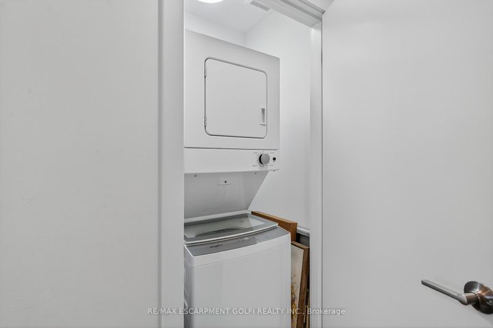 Photo 34 at 21 - 288 GLOVER Road, Fruitland, Hamilton