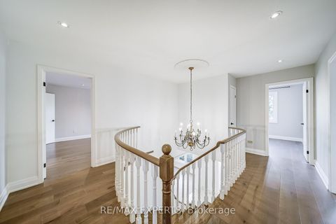 Photo 19 at 85 Villa Park Drive, East Woodbridge, Vaughan