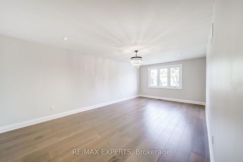 Photo 20 at 85 Villa Park Drive, East Woodbridge, Vaughan