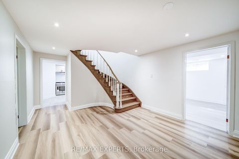 Photo 40 at 85 Villa Park Drive, East Woodbridge, Vaughan