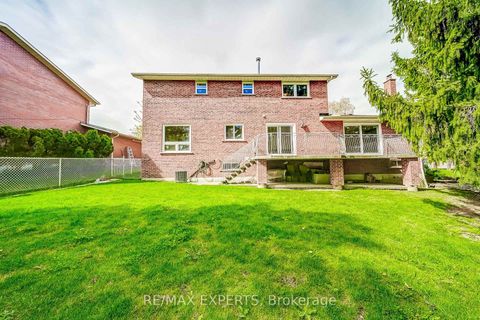 Photo 44 at 85 Villa Park Drive, East Woodbridge, Vaughan