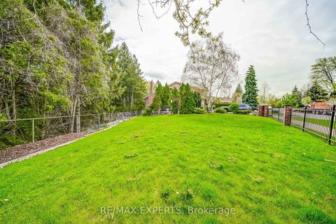 Photo 45 at 85 Villa Park Drive, East Woodbridge, Vaughan