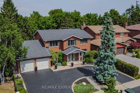 Photo 48 at 85 Villa Park Drive, East Woodbridge, Vaughan