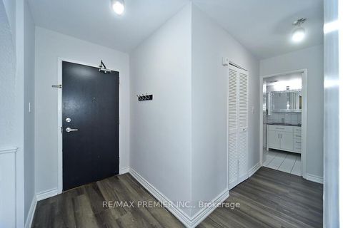 Photo 5 at 712 - 31 Four Winds Drive, York University Heights, Toronto