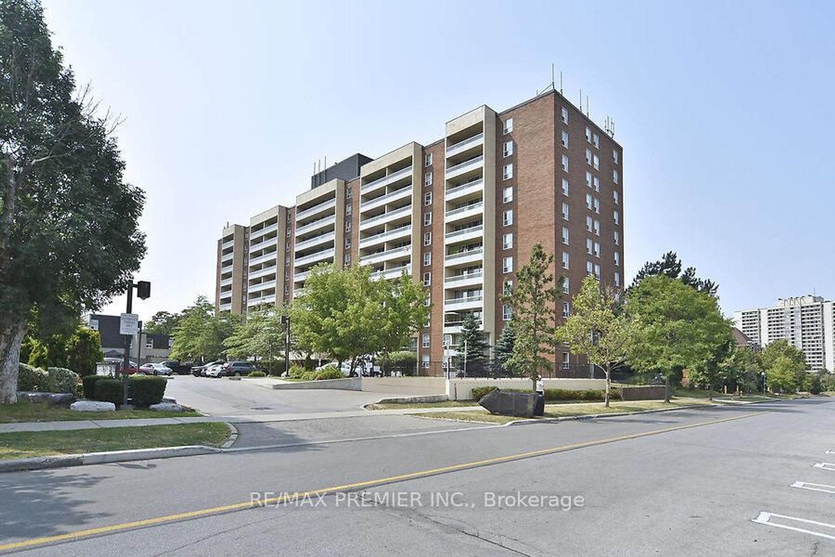 712 - 31 Four Winds Drive, York University Heights, Toronto 
