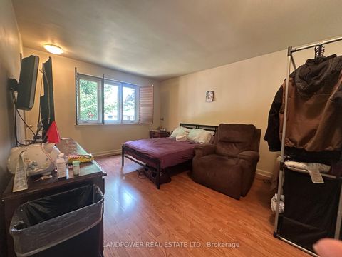 Photo 14 at 44 Starlight Crescent, Mill Pond, Richmond Hill