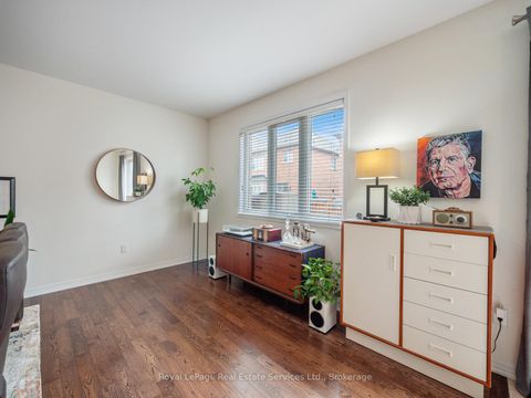 Photo 17 at 72 Orchardcroft Road, GO Glenorchy, Oakville