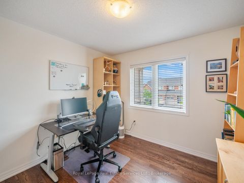 Photo 31 at 72 Orchardcroft Road, GO Glenorchy, Oakville