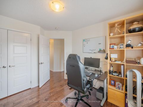Photo 32 at 72 Orchardcroft Road, GO Glenorchy, Oakville