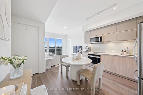 Photo 11 at 2204 - 10 Deerlick Court, Donalda, Toronto
