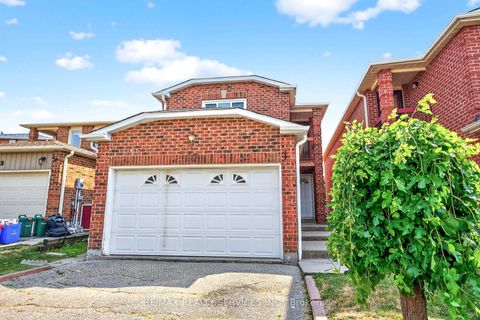 Photo 2 at 87 Birch Meadow Outlook, East Woodbridge, Vaughan