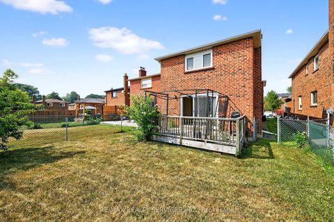 Photo 31 at 87 Birch Meadow Outlook, East Woodbridge, Vaughan