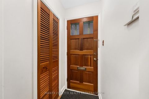 Photo 4 at 105 Rockport Crescent, Crosby, Richmond Hill