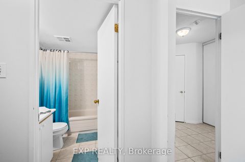 Photo 16 at 307 - 2470 Eglinton Avenue W, Greenbrook, Toronto
