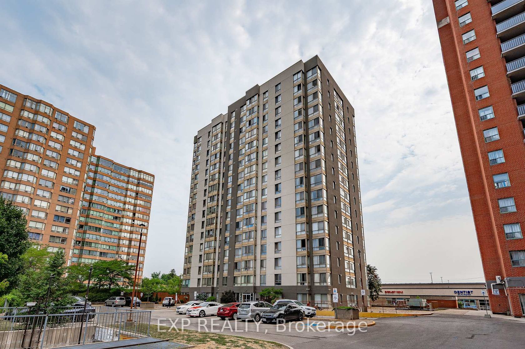 307 - 2470 Eglinton Avenue W, Greenbrook, Toronto 