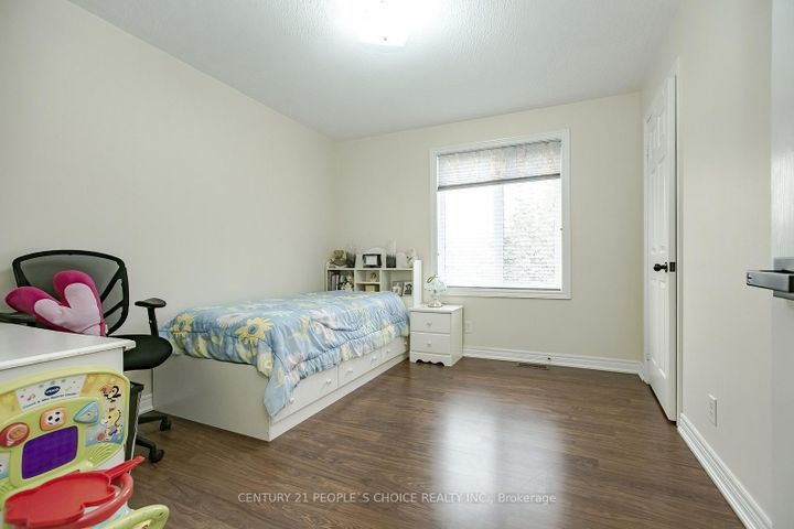 Photo 27 at 1 LAKE LOUISE Drive, Fletcher's Meadow, Brampton