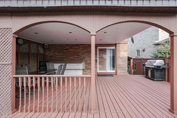 Photo 42 at 1 LAKE LOUISE Drive, Fletcher's Meadow, Brampton
