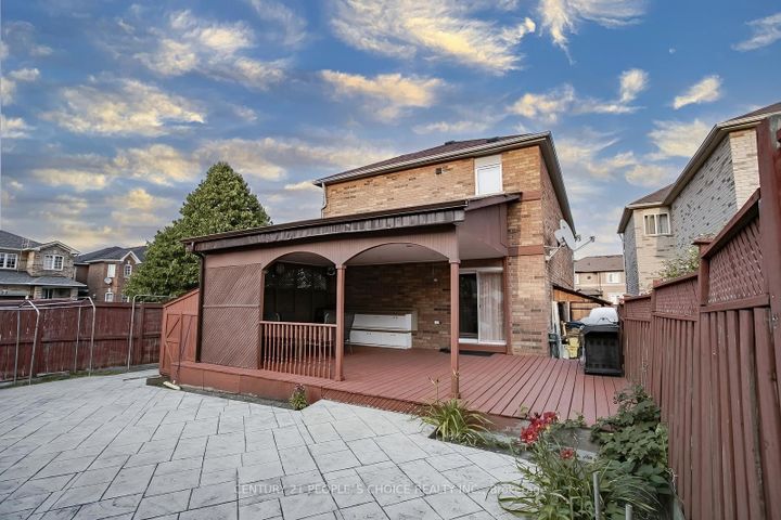 Photo 44 at 1 LAKE LOUISE Drive, Fletcher's Meadow, Brampton